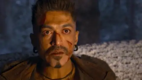Still 8 of Toxic (2026) HDRip [Hindi-Kannada-Telugu (LiNE) & Tamil (ORG)] 1080p 720p & 480p Multi Audio [x264/HEVC] | [UNCENSORED]