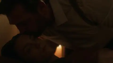 Still 1 of Red Queen (Season 2) WEB-DL [Hindi (DD5.1) & English] 4K 1080p 720p & 480p [x264/10Bit-HEVC] | [ALL Episodes] | PrimeVideo Series