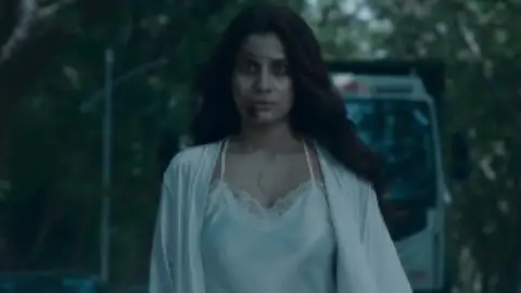 Still 6 of Adbhut (2024) WEB-DL [Hindi DD5.1] 1080p 720p & 480p [x264/HEVC]