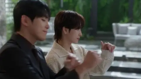 Still 4 of Love in Disguise (Season 1) WEB-DL [Hindi (DD2.0) & Korean] 1080p 720p & 480p Dual Audio [x264/ESubs] | PrimeVideo Series [EP – 02 Added]