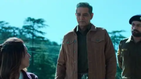 Still 5 of Shaque: Trust No One (Season 1) WEB-DL [Hindi DD5.1] 4K 1080p 720p & 480p [x264/10Bit-HEVC] HD | ALL Episodes [NF Series]
