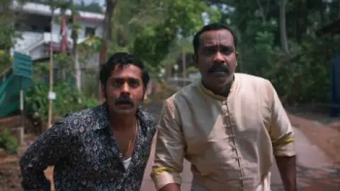Still 5 of Dhoomakethu (2026) DS4K WEB-DL [Hindi (DD5.1) & Malayalam] 4K 1080p 720p & 480p Dual Audio [x264/10Bit-HEVC]