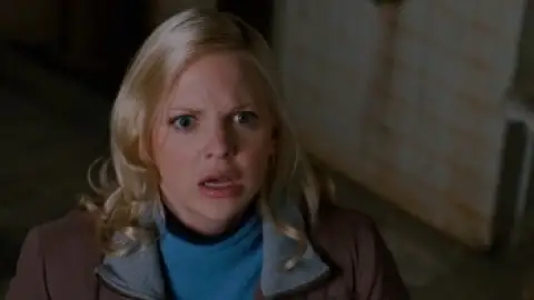 Still 6 of Scary Movie 4 (2006) BluRay [Hindi (DD2.0) & English] 1080p 720p & 480p Dual Audio [x264/ESubs]