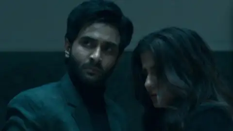 Still 8 of Adbhut (2024) WEB-DL [Hindi DD5.1] 1080p 720p & 480p [x264/HEVC]