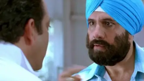 Still 4 of Lage Raho Munna Bhai (2006) BluRay [Hindi DD5.1] 1080p 720p & 480p [x264/HEVC]