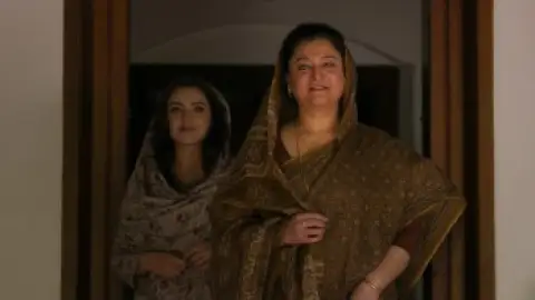 Still 5 of Khalifa (2026) DS4K WEB-DL [Hindi (DD5.1) & Malayalam] 4K 1080p 720p & 480p Dual Audio [x264/10Bit-HEVC]