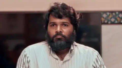 Still 5 of Habeebi (2026) DS4K WEB-DL [Hindi (DD5.1) & Tamil] 4K 1080p 720p & 480p Dual Audio [x264/10Bit-HEVC]