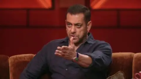 Still 4 of Koffee with Karan (Season 9) WEB-DL [English DD5.1] 1080p 720p & 480p [x264/ESubs] | JioHotstar Series [EP-01 Added]