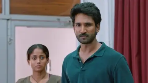 Still 1 of Clap (2022) WEB-DL [Hindi (DD2.0) & Tamil] 1080p 720p & 480p Dual Audio [x264/ESubs]