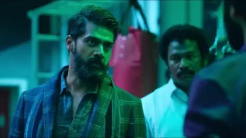 Still 5 of Pattas (2020) WEB-DL [Hindi (DD2.0) & Tamil] 1080p 720p & 480p Dual Audio [x264/HEVC ESubs]