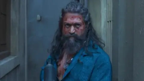 Still 7 of Toxic (2026) HDRip [Hindi-Kannada-Telugu (LiNE) & Tamil (ORG)] 1080p 720p & 480p Multi Audio [x264/HEVC] | [UNCENSORED]