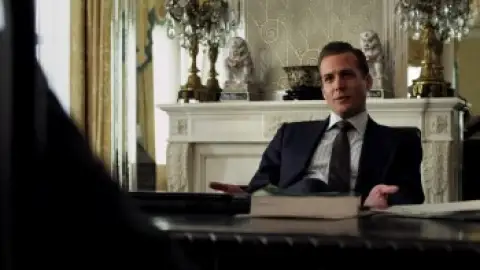 Still 3 of Suits (Season 1) BluRay [Hindi (ORG 2.0) & English] 1080p 720p & 480p [x264/HEVC] | [ALL Episodes]