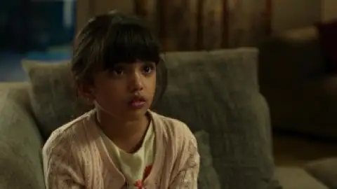 Still 4 of Shaque: Trust No One (Season 1) WEB-DL [Hindi DD5.1] 4K 1080p 720p & 480p [x264/10Bit-HEVC] HD | ALL Episodes [NF Series]