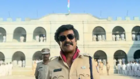 Still 4 of Jailer (2023) DS4K WEB-DL [Hindi (DD5.1) & Tamil] 4K 1080p 720p & 480p Dual Audio [x264/10Bit-HEVC]